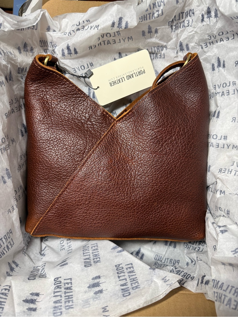NWT Portland Leather Goods small Naomi Crossbody Bag in Nutmeg